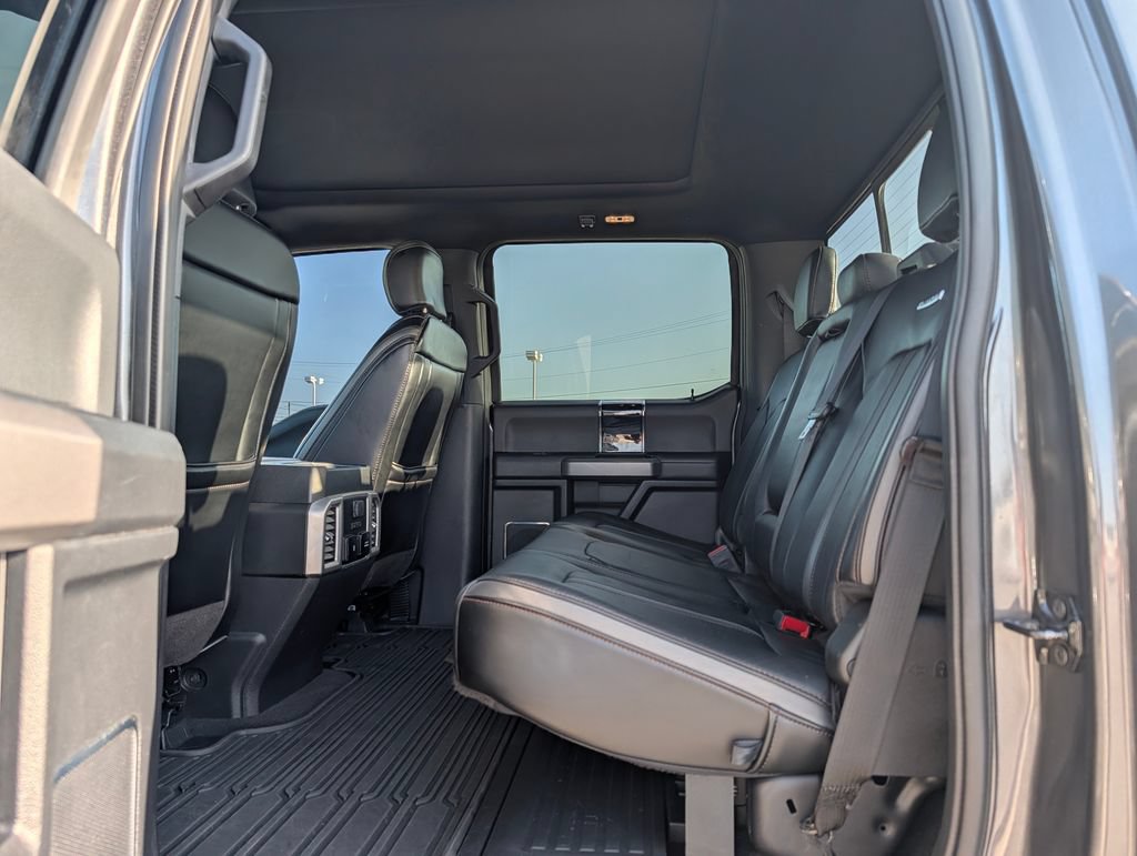 Certified 2020 Ford F250 Platinum w/ FX4 Off-Road Package AWD/4WD image 13