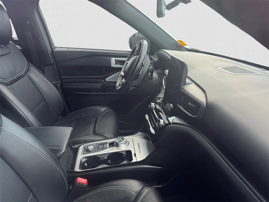 Certified 2023 Ford Explorer ST w/ Technology Package image 8