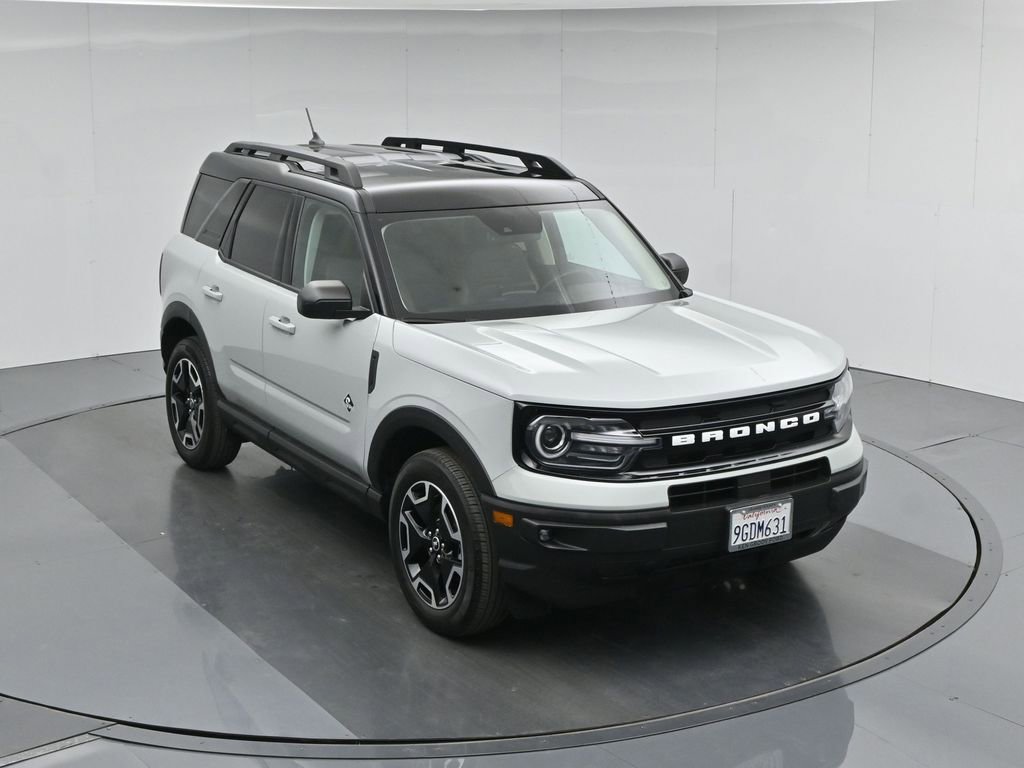 Certified 2023 Ford Bronco Sport Outer Banks w/ Tech Package AWD/4WD image 42