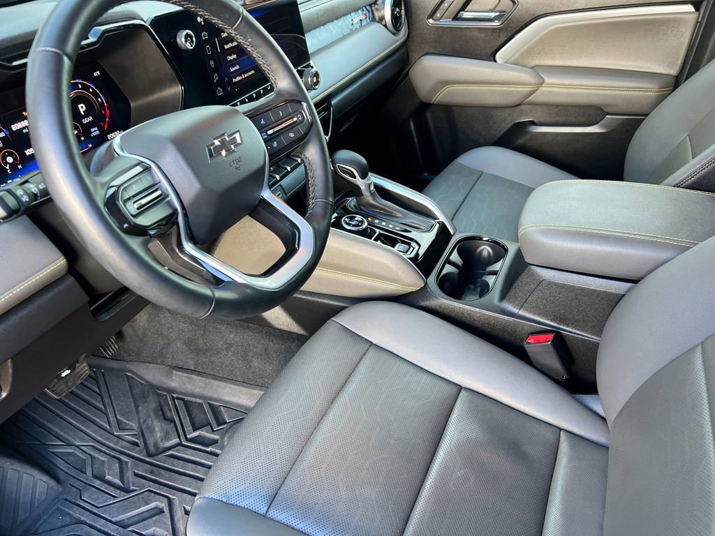 Used 2023 Chevrolet Colorado ZR2 w/ ZR2 Convenience Package III image 9