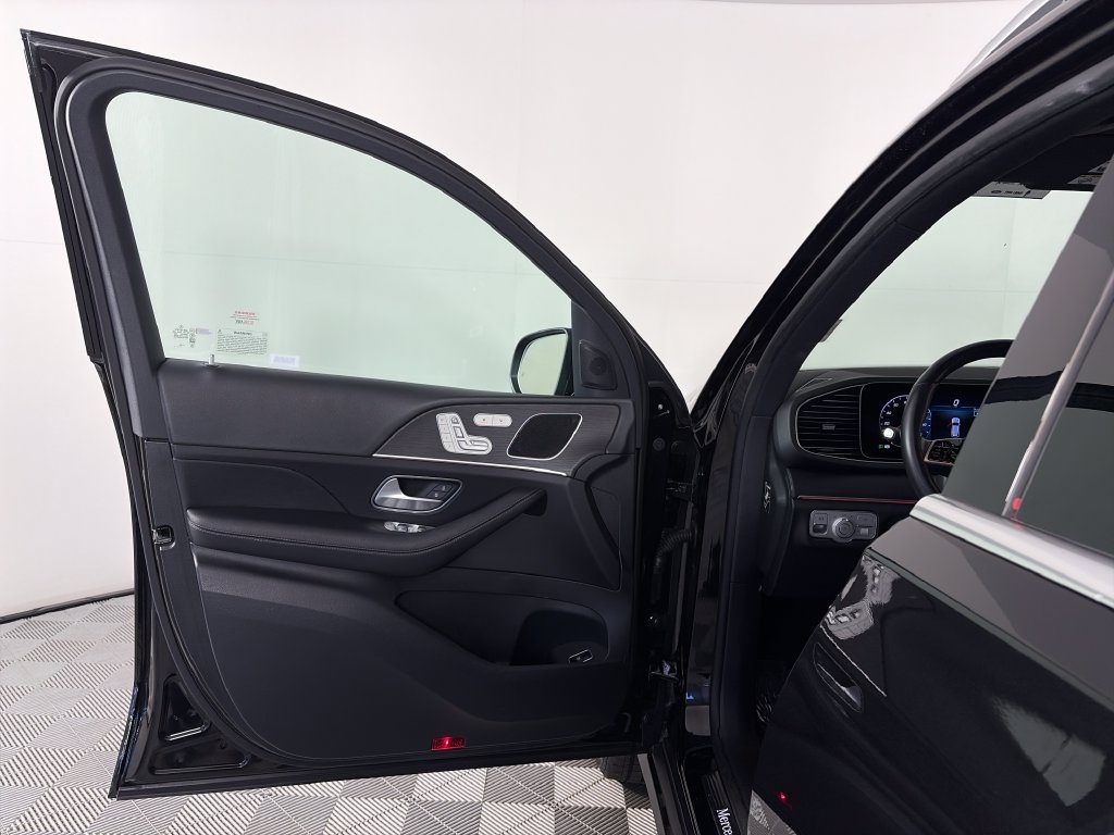 Used 2025 Mercedes-Benz GLE 350 4MATIC image 10