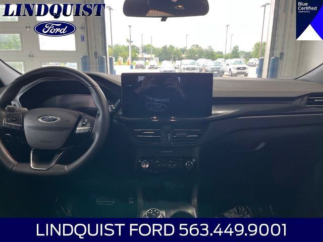 Certified 2024 Ford Escape ST-Line w/ Tech Pack #1 AWD/4WD image 13
