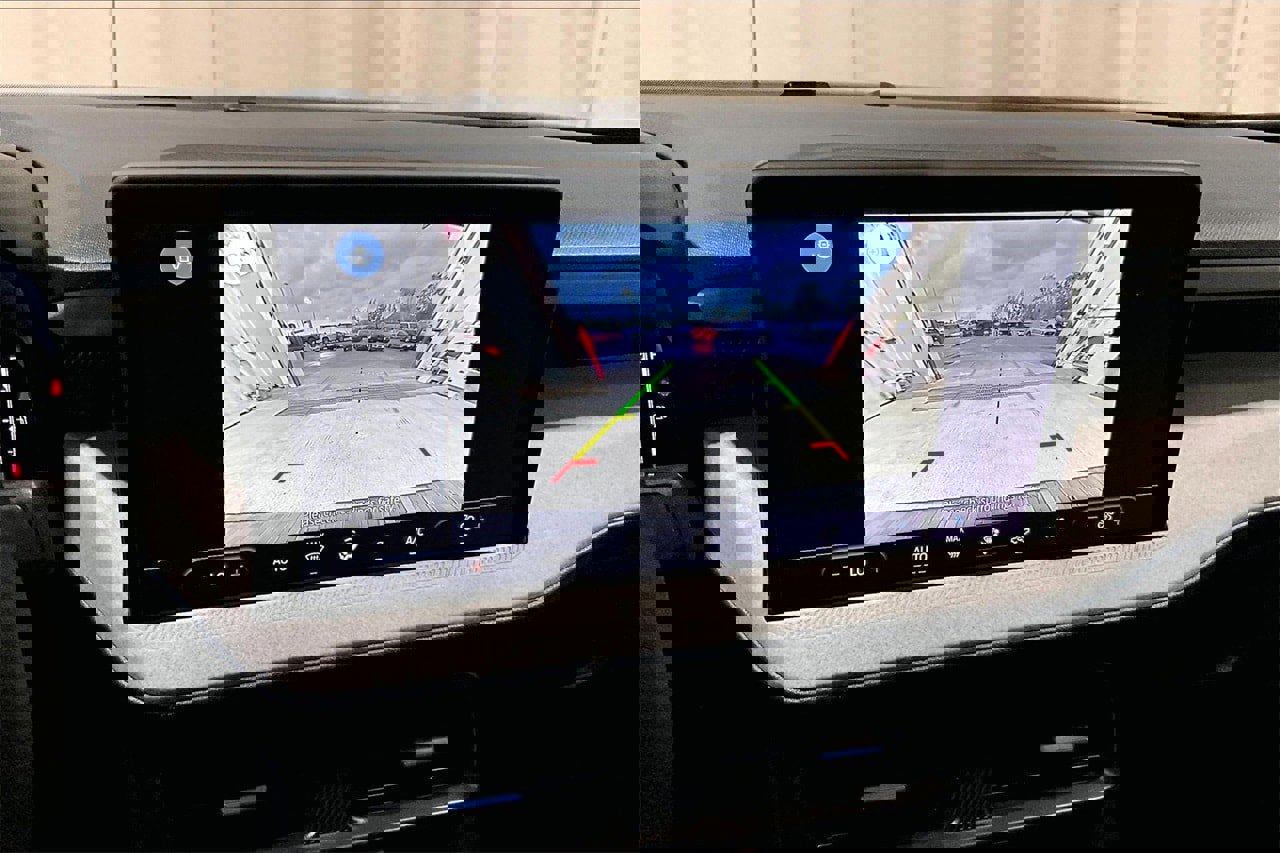 Certified 2025 Ford Maverick XLT w/ Equipment Group 302A image 25