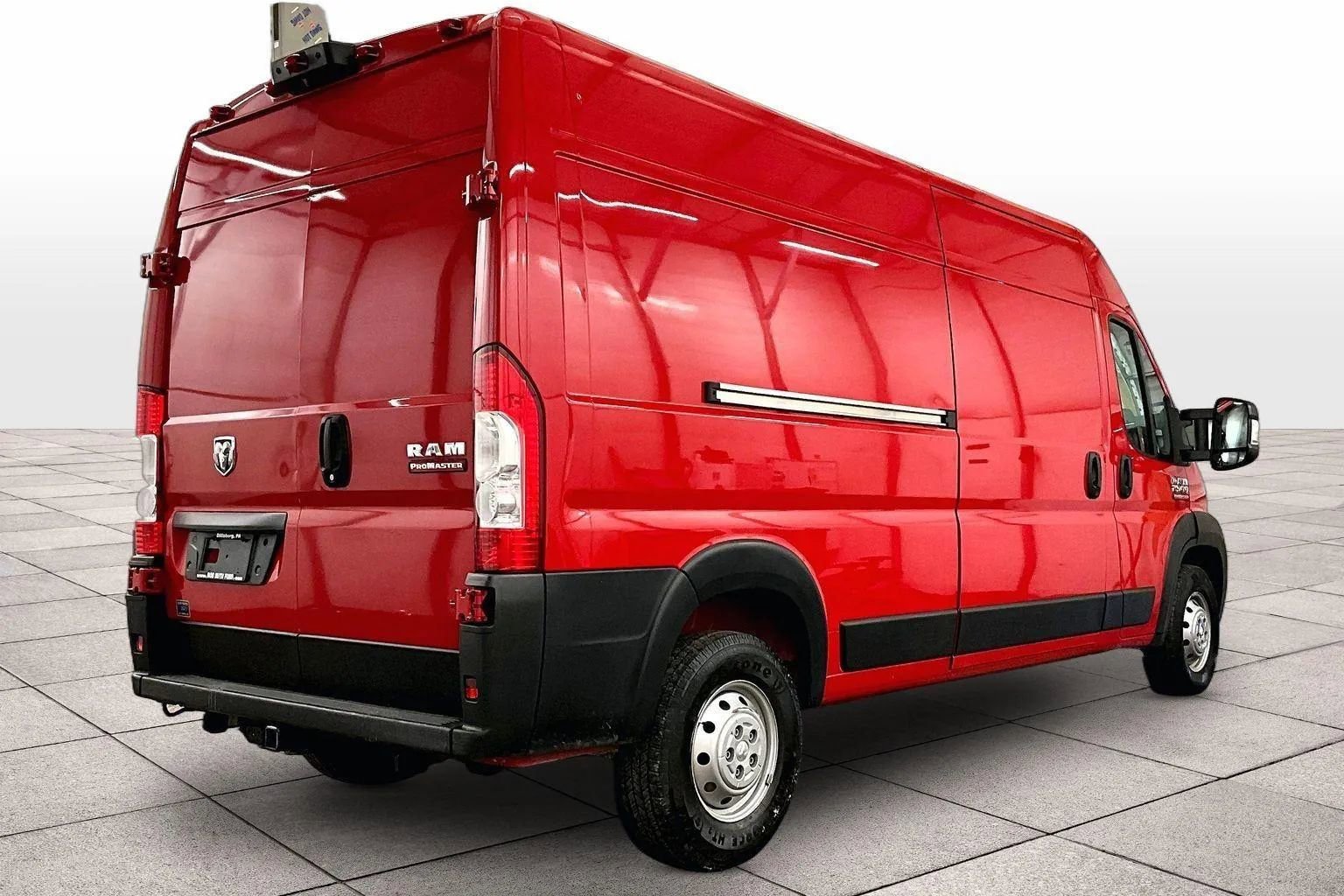 Used 2022 RAM ProMaster 2500 w/ Lane Management Group image 11