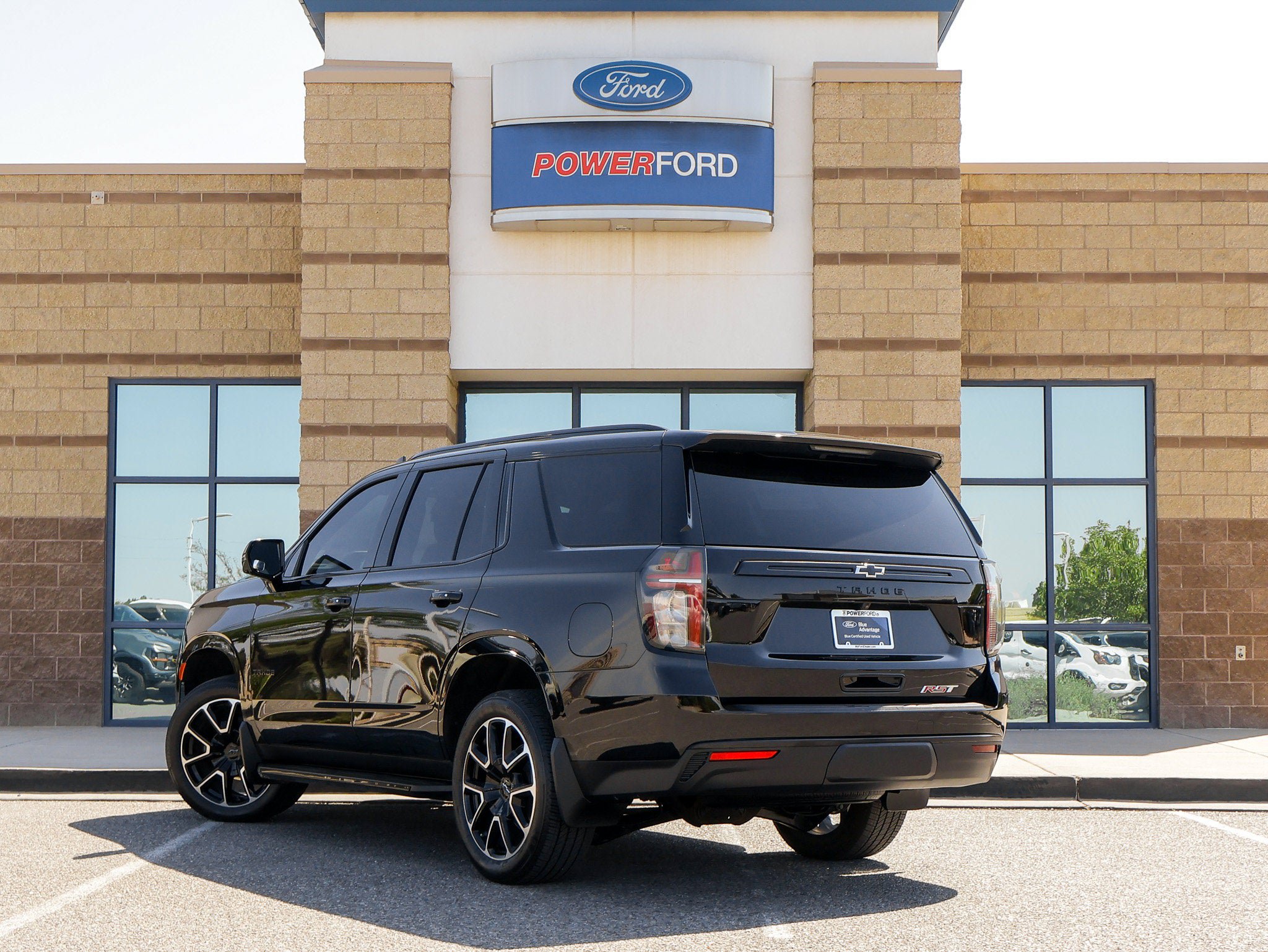 Used 2024 Chevrolet Tahoe RST w/ Luxury Package AWD/4WD image 8