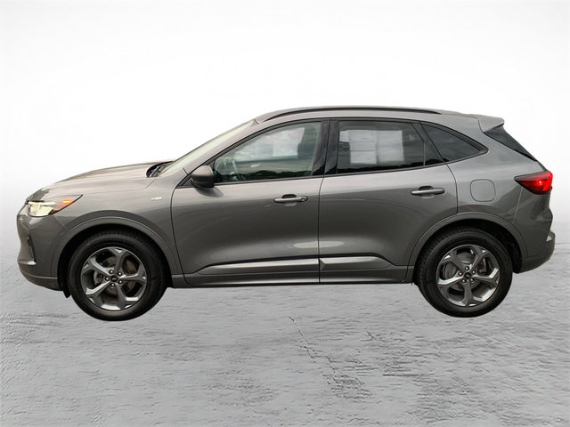Certified 2023 Ford Escape ST-Line w/ Tech Pack #1 AWD/4WD image 5