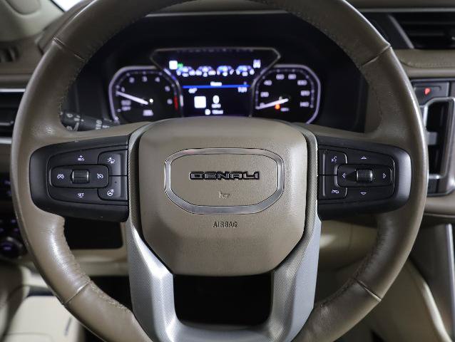 Used 2021 GMC Yukon XL Denali AWD/4WD image 15