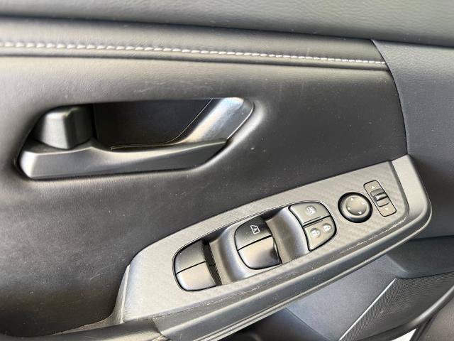 Used 2025 Nissan Sentra S FWD image 17