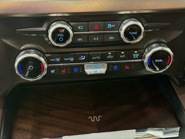 Certified 2025 Ford F450 King Ranch w/ Chrome Package image 19