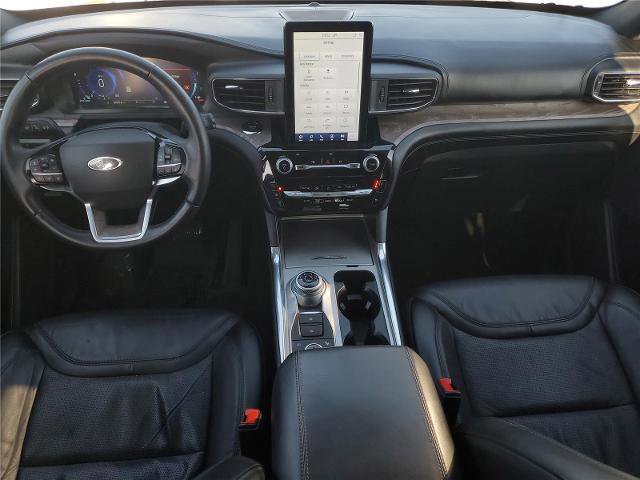 Certified 2022 Ford Explorer Platinum w/ Equipment Group 601A image 24