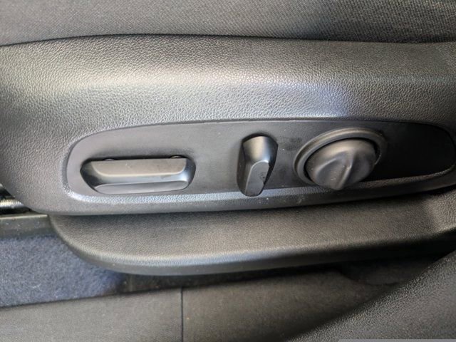 Used 2021 Chevrolet Equinox LT image 20