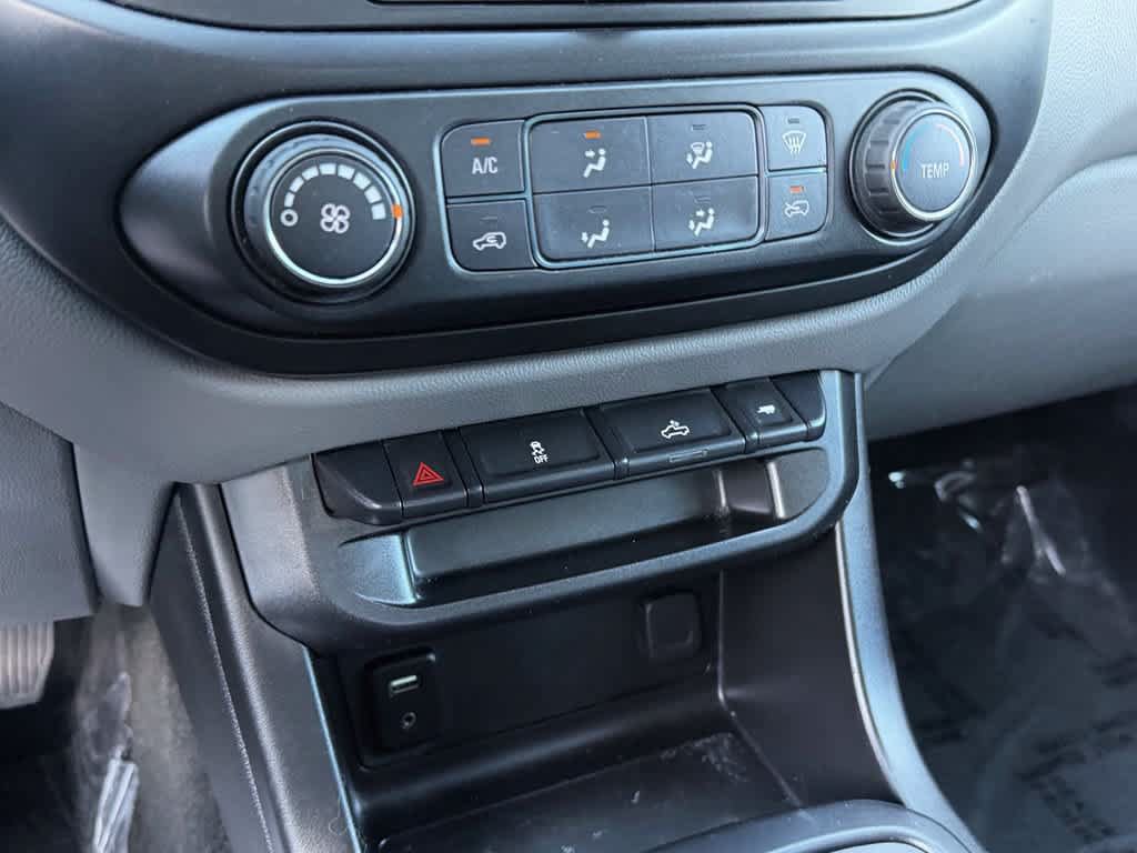 Used 2018 GMC Canyon W/T RWD image 24