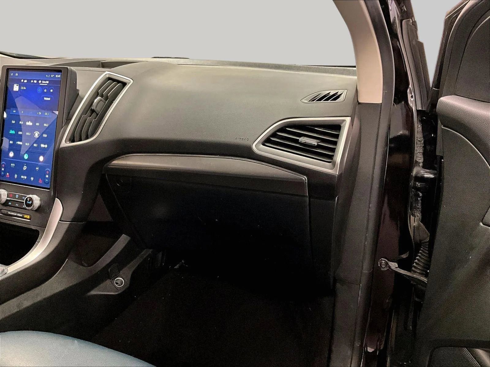 Certified 2022 Ford Edge SEL w/ Sport Appearance Package image 15