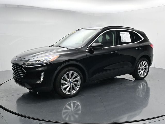 Certified 2022 Ford Escape Titanium w/ Titanium Elite Package AWD/4WD image 4