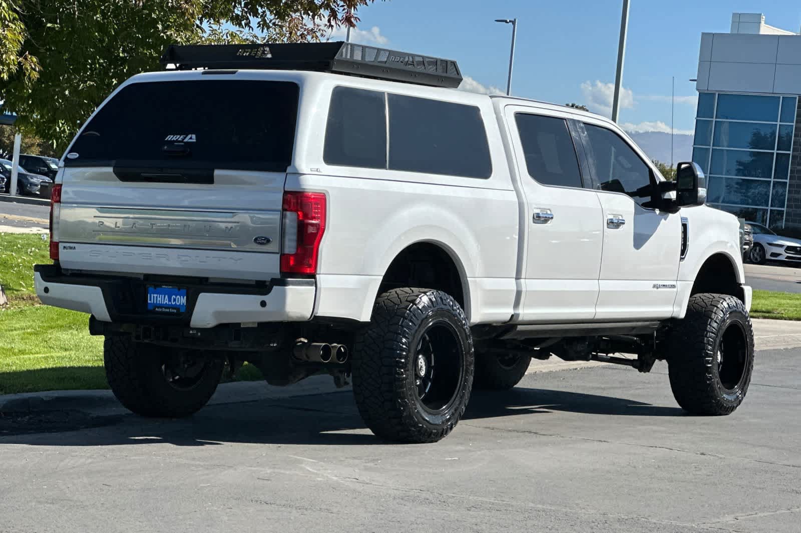 Certified 2019 Ford F350 Platinum w/ Platinum Ultimate Package AWD/4WD image 2