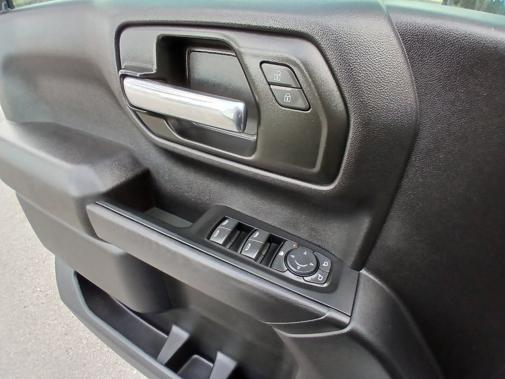Used 2024 Chevrolet Silverado 1500 Custom AWD/4WD image 10