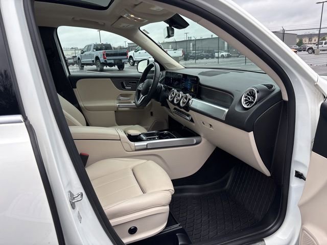 Used 2021 Mercedes-Benz GLB 250 GLB 250 image 8