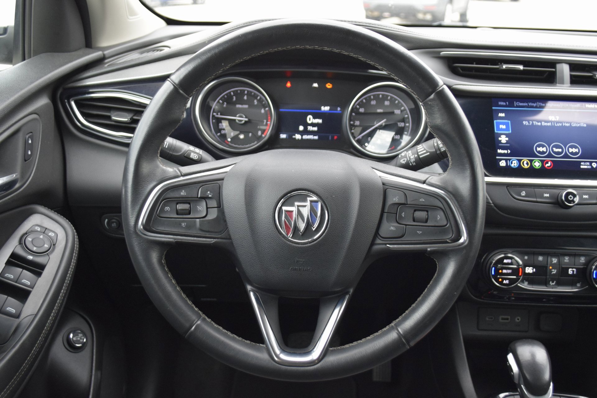 Used 2023 Buick Encore GX Select w/ Sport Touring Package image 11