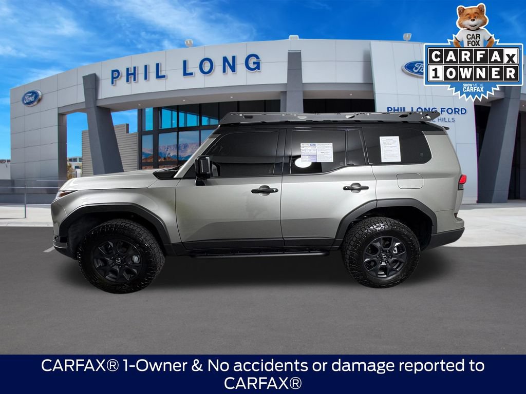 Used 2025 Lexus GX 550 w/ Accessory Package (CT) AWD/4WD image 2