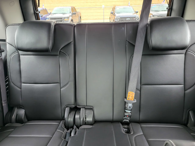 Used 2020 GMC Yukon Denali w/ Denali Ultimate Black Edition image 12