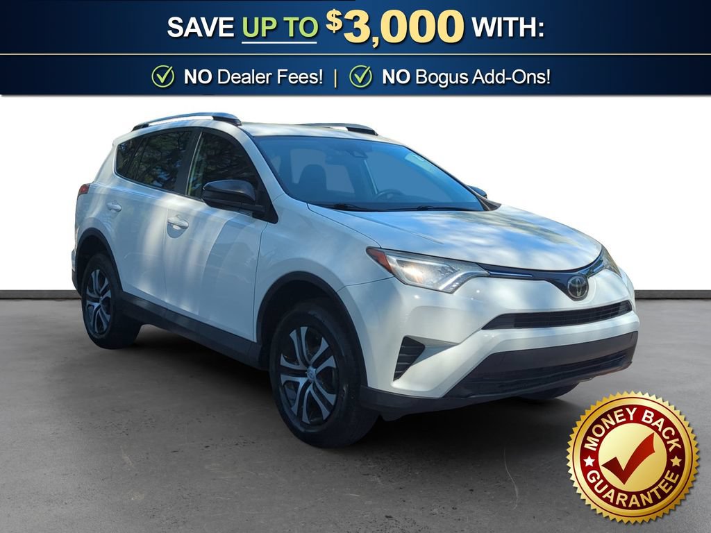 Used 2018 Toyota RAV4 LE FWD image 10