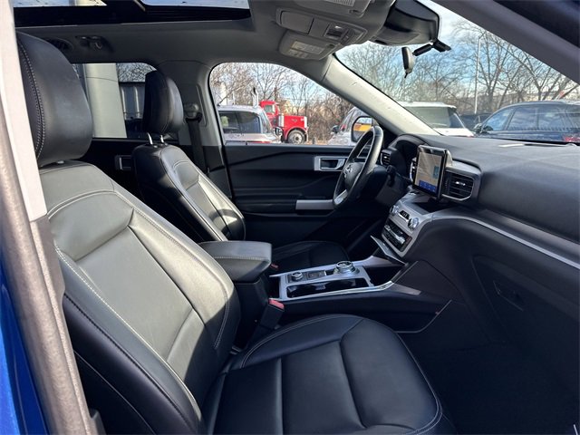 Certified 2023 Ford Explorer XLT w/ Equipment Group 202A image 34