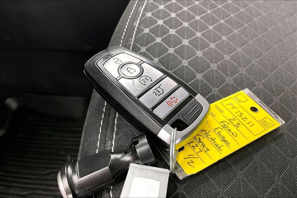 Certified 2023 Ford Escape Active image 13