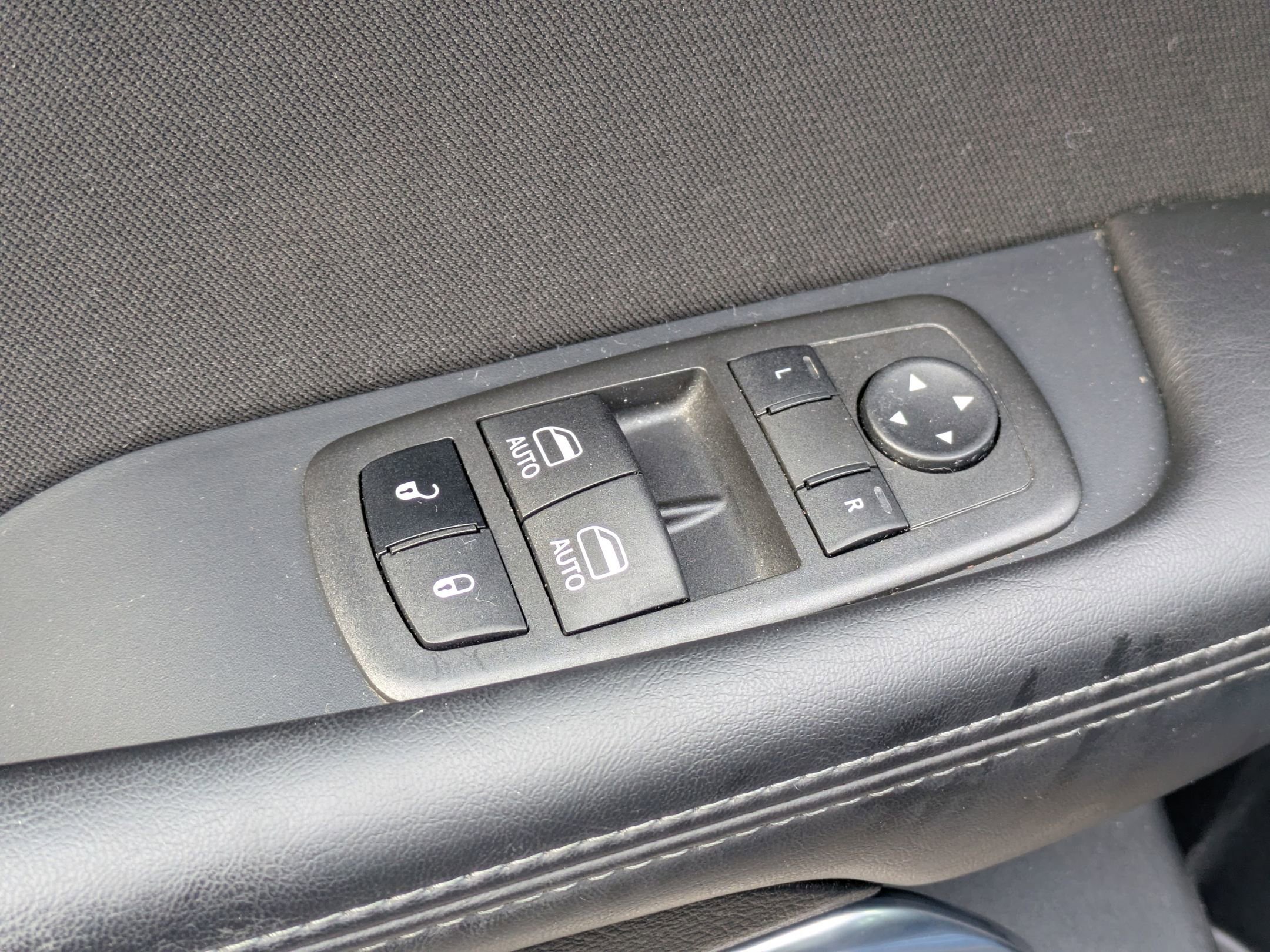 Used 2022 Dodge Challenger SXT w/ Blacktop Package image 11