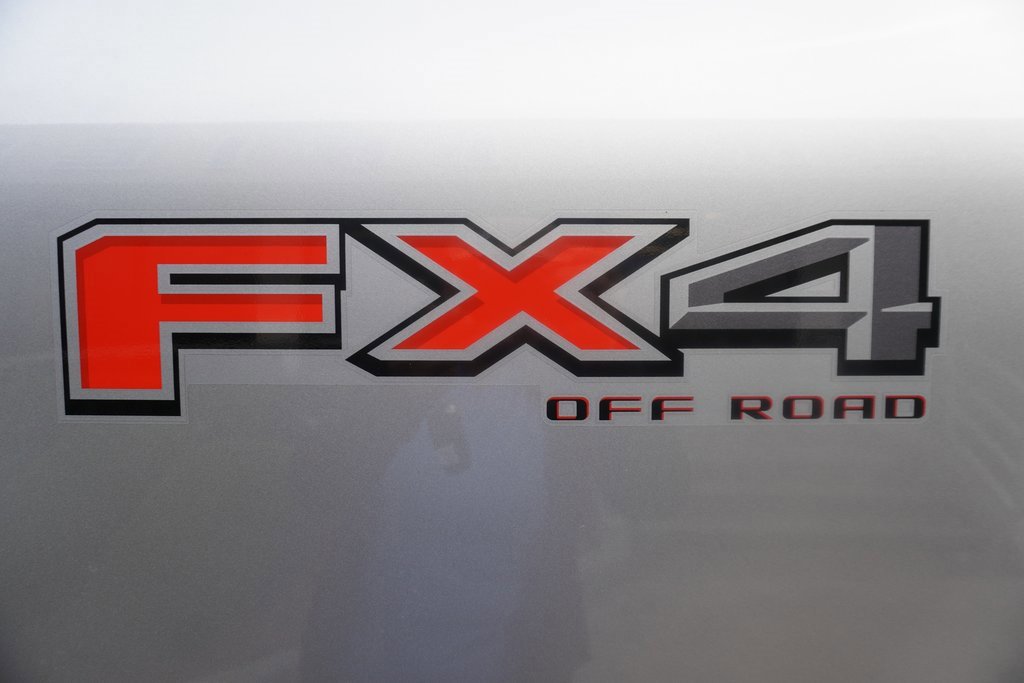 Certified 2024 Ford F250 Platinum image 37