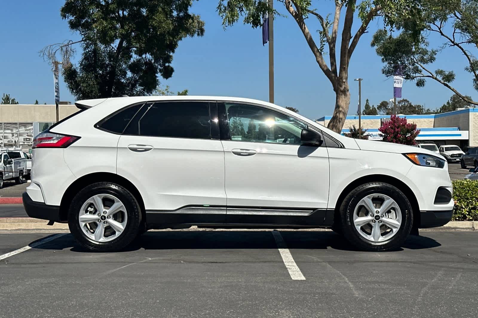 Certified 2024 Ford Edge SE AWD/4WD image 9