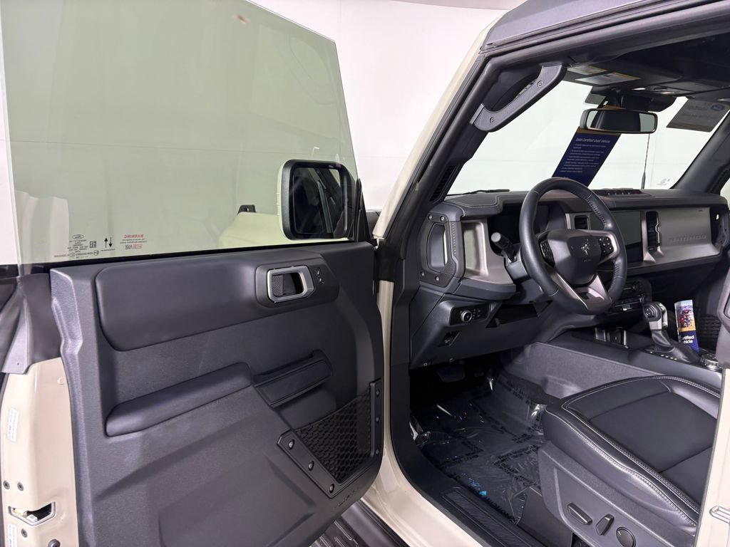 Certified 2026 Ford Bronco Outer Banks w/ Sasquatch Package AWD/4WD image 12