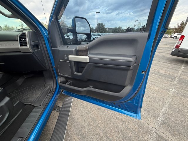 Certified 2020 Ford F350 Lariat w/ Tremor Off-Road Package AWD/4WD image 16