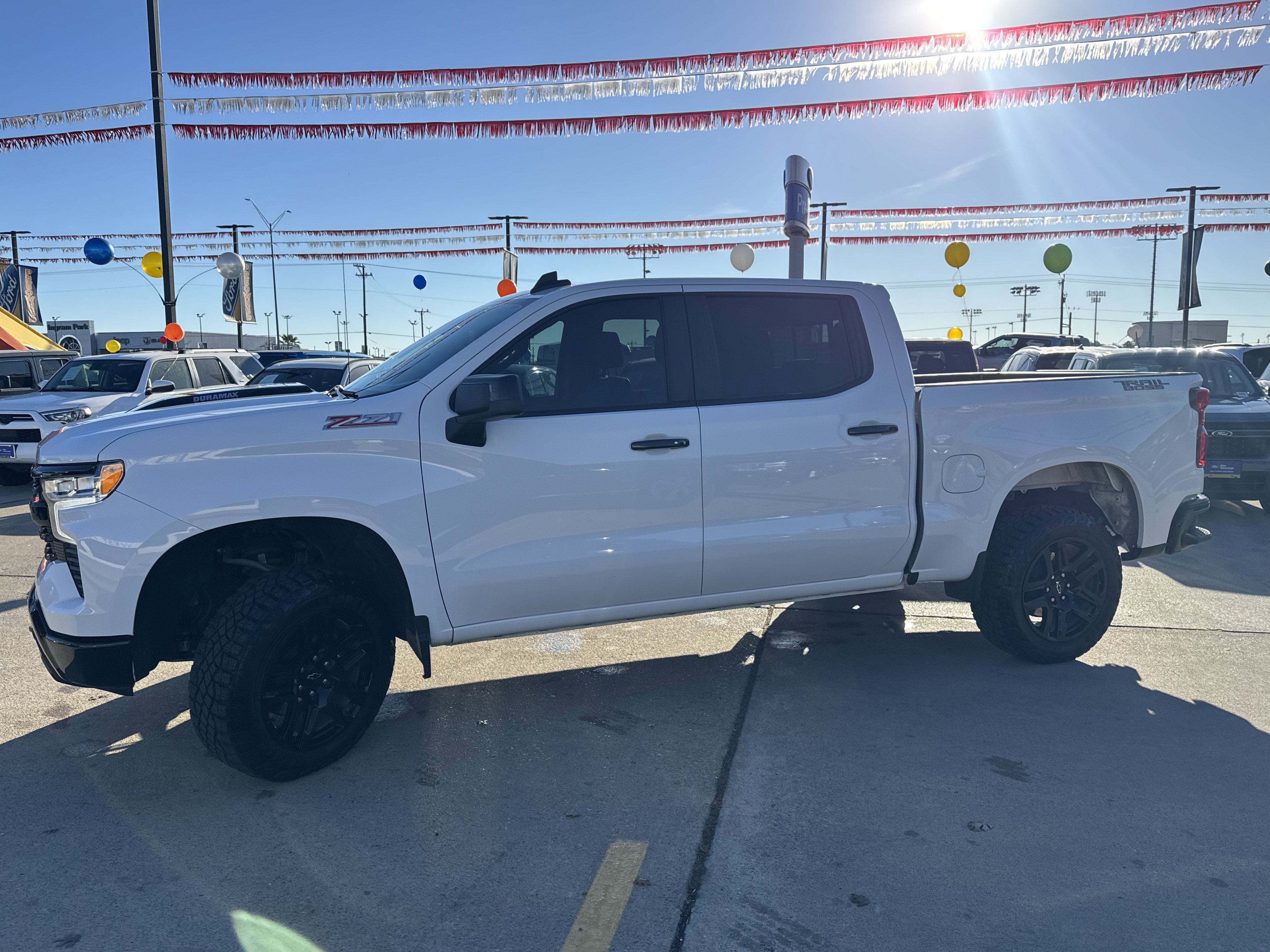 Used 2025 Chevrolet Silverado 1500 LT Trail Boss w/ Convenience Package II image 7