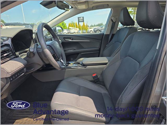 Used 2025 Toyota Camry XLE w/ Premium Plus Package AWD/4WD image 12