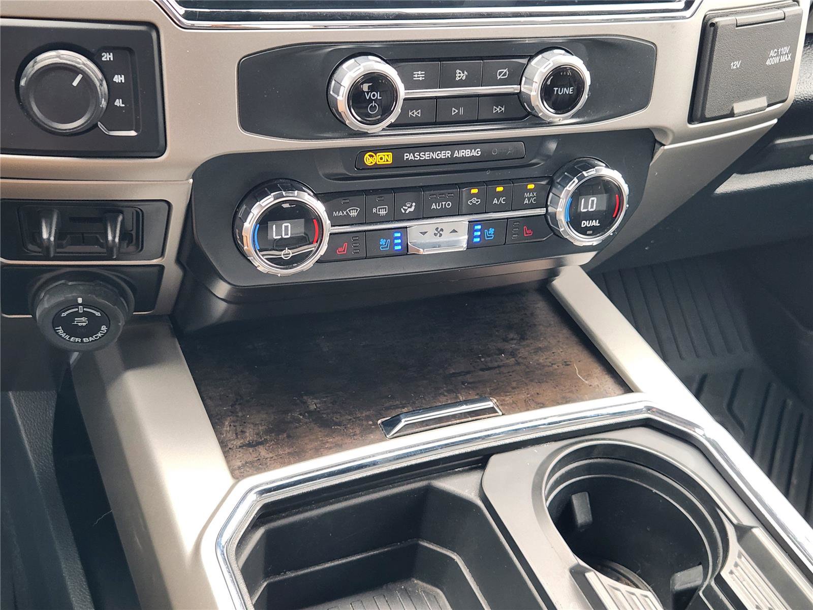 Certified 2022 Ford F450 Lariat w/ Lariat Ultimate Package image 15