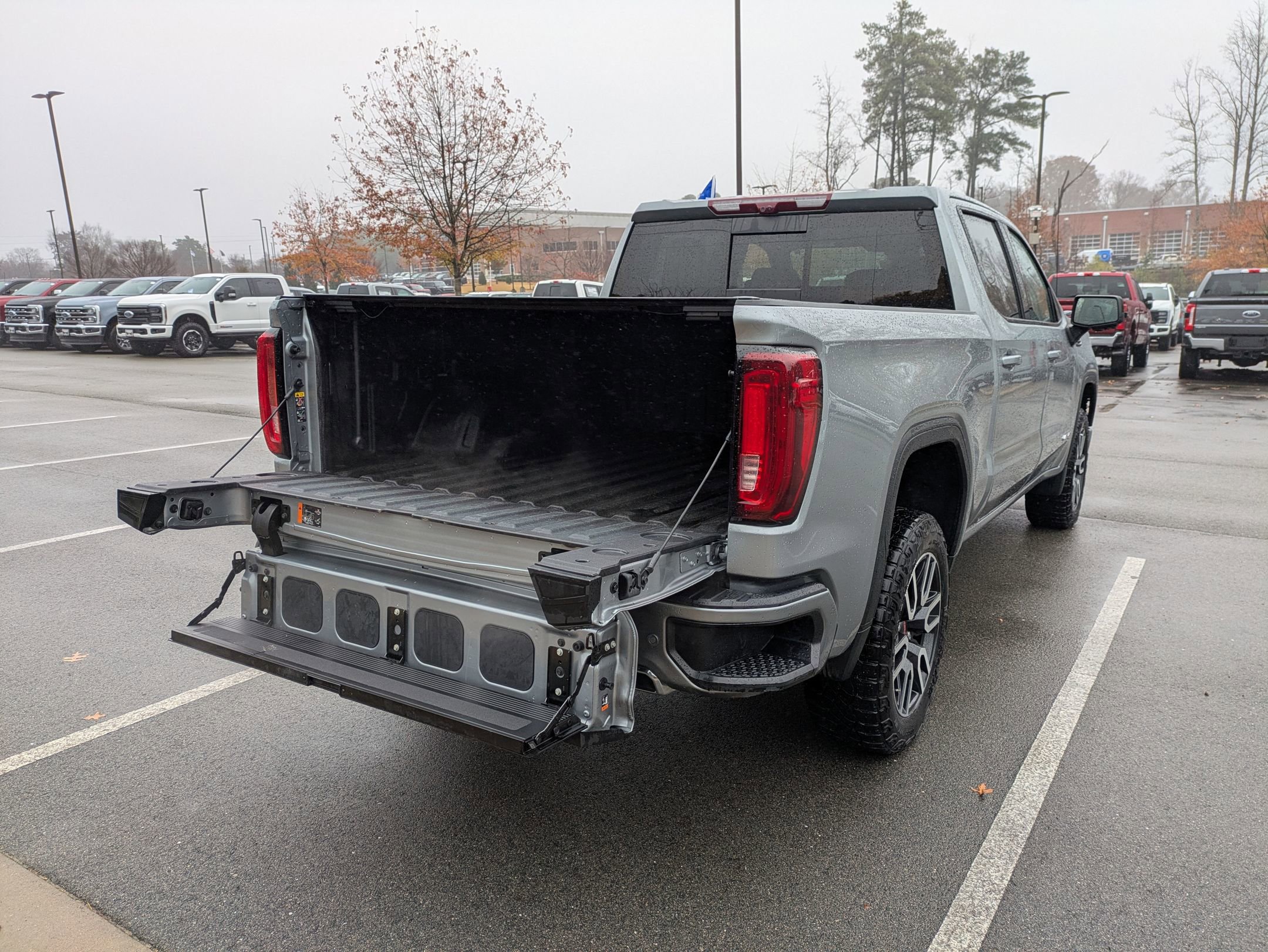 Used 2024 GMC Sierra 1500 AT4 w/ Technology Package image 37