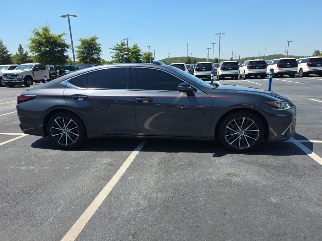 Used 2022 Lexus ES 350 w/ Premium Package FWD image 5