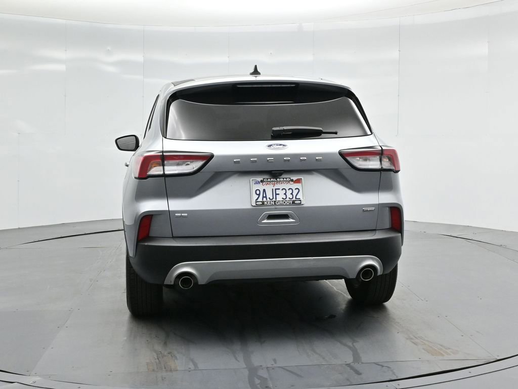 Certified 2022 Ford Escape SE image 12