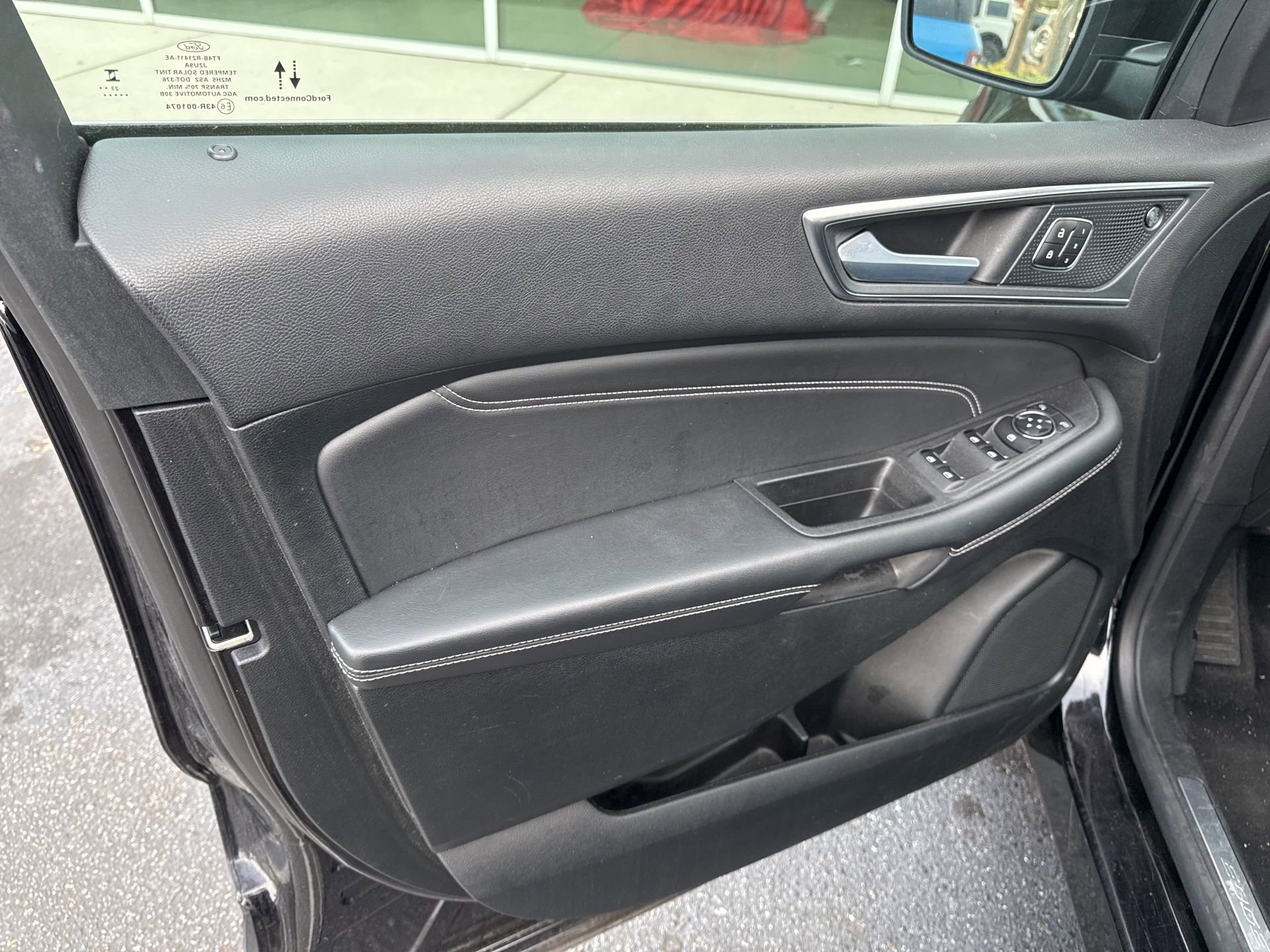 Certified 2024 Ford Edge Titanium image 19