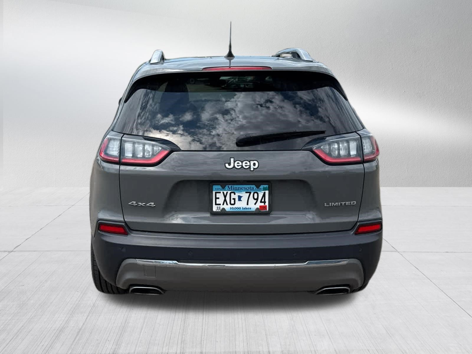 Used 2020 Jeep Cherokee Limited AWD/4WD image 6