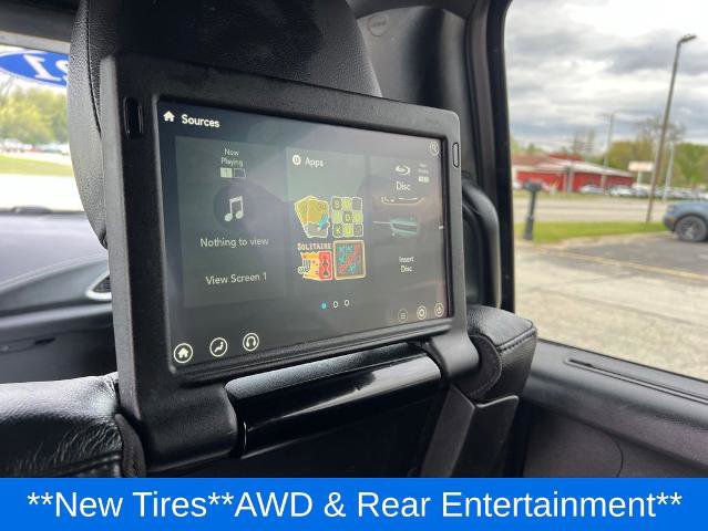 Used 2021 Chrysler Pacifica Touring-L w/ Uconnect Theater Family Group AWD/4WD image 29