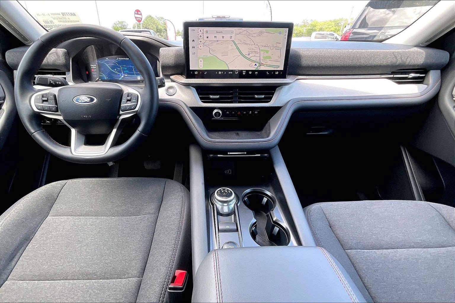 Certified 2025 Ford Explorer Active RWD image 14