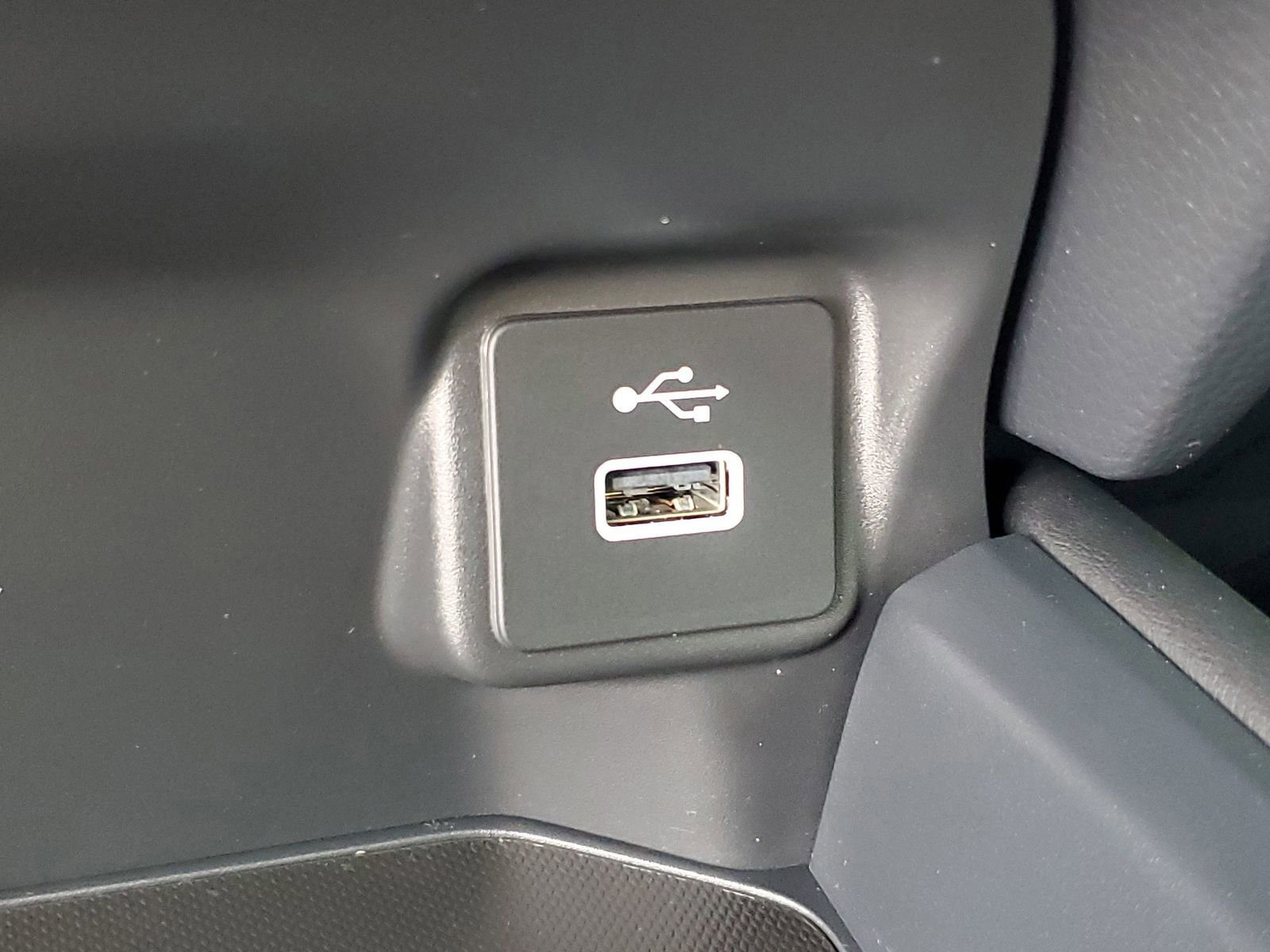 Used 2025 Honda HR-V Sport image 24