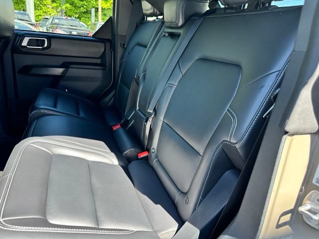 Certified 2025 Ford Bronco Outer Banks w/ Sasquatch Package AWD/4WD image 36