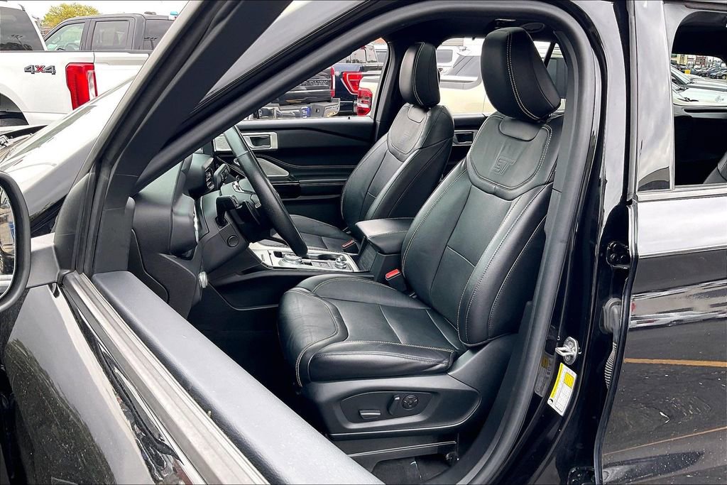 Certified 2022 Ford Explorer ST w/ Equipment Group 401A AWD/4WD image 22