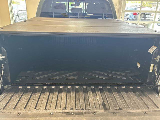 Used 2022 Toyota Tacoma TRD Sport w/ Black Out Package (TMS) AWD/4WD image 24