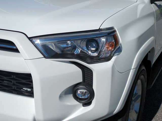 Used 2024 Toyota 4Runner SR5 Premium AWD/4WD image 10