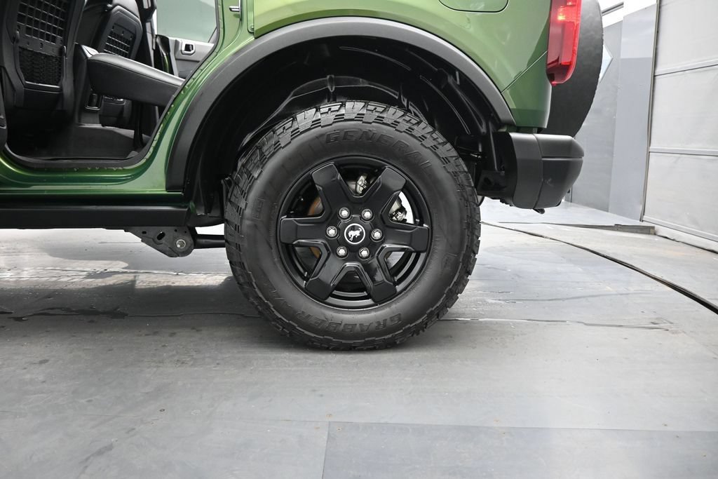 Certified 2024 Ford Bronco Black Diamond AWD/4WD image 19