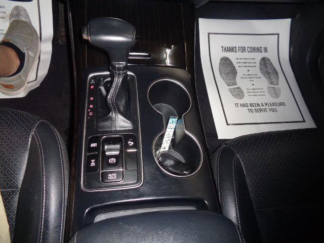 Used 2019 Kia Sorento EX image 13