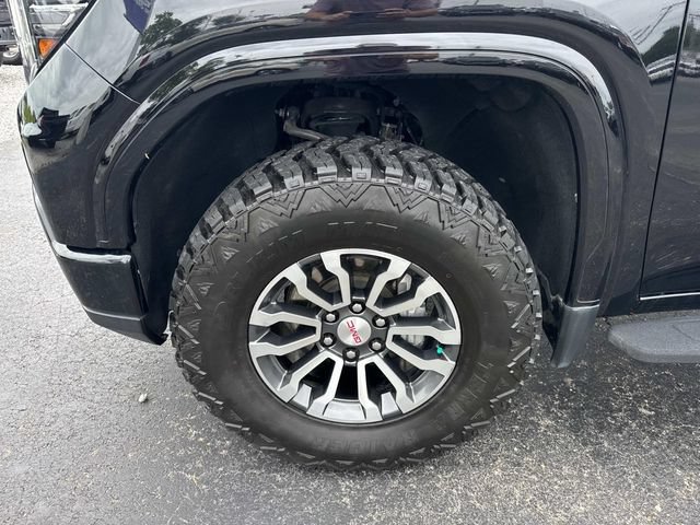 Used 2023 GMC Sierra 1500 AT4 w/ AT4 Premium Package AWD/4WD image 4